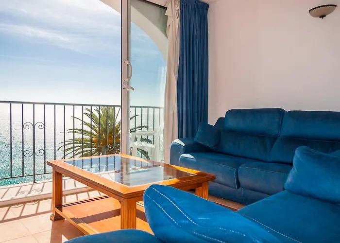 Tuhillo * Nerja