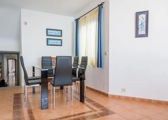 Apartamento Tuhillo *